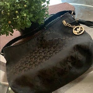Black Michael Kors Shoulder Tote
